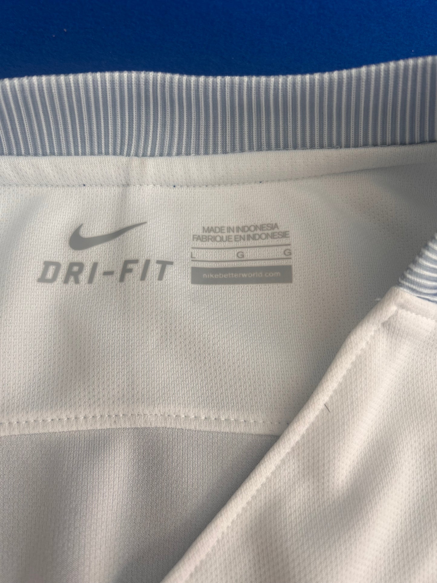England 2016-17 Home (L)
