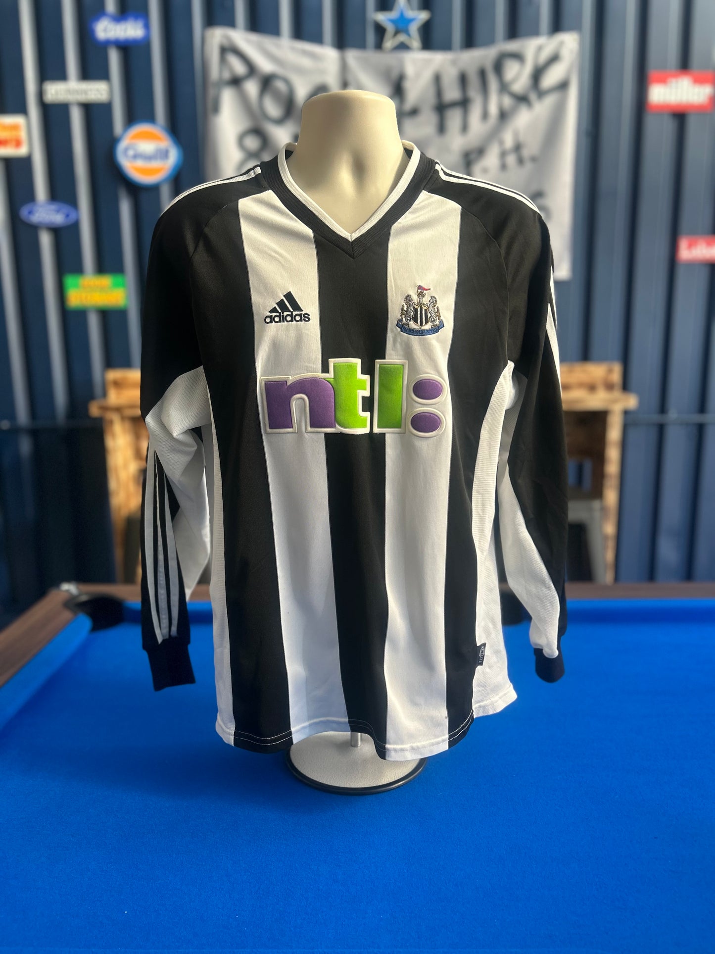 Newcastle United 2001-03 Home Long Sleeves (M)