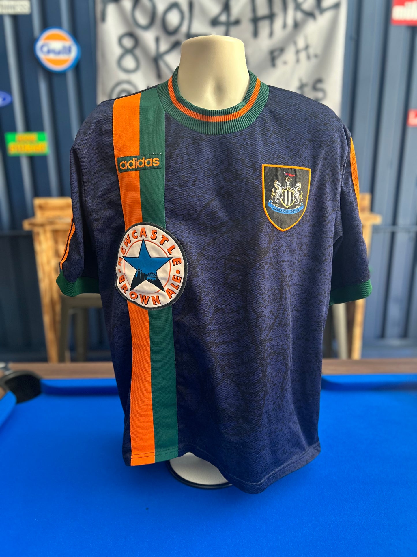 Newcastle 1997-98 Away (L)