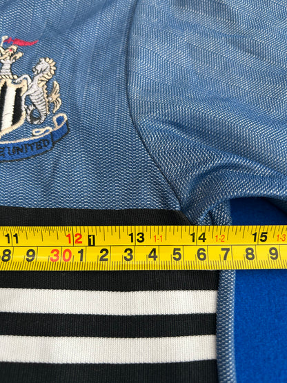 Newcastle United 1997-97 Away Kit (Small Boys)