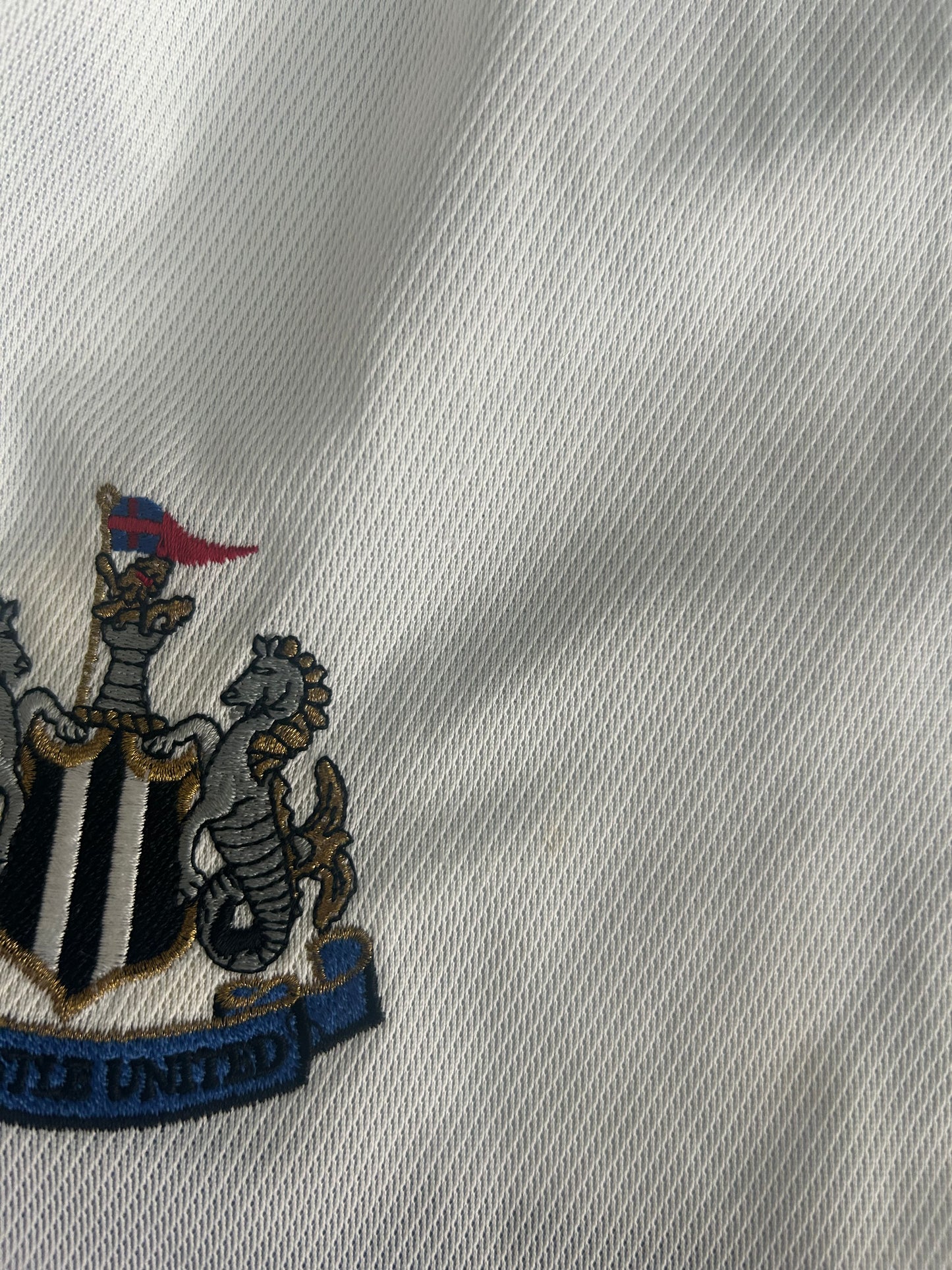Newcastle United 1999-00 Away Shorts (38” waist)