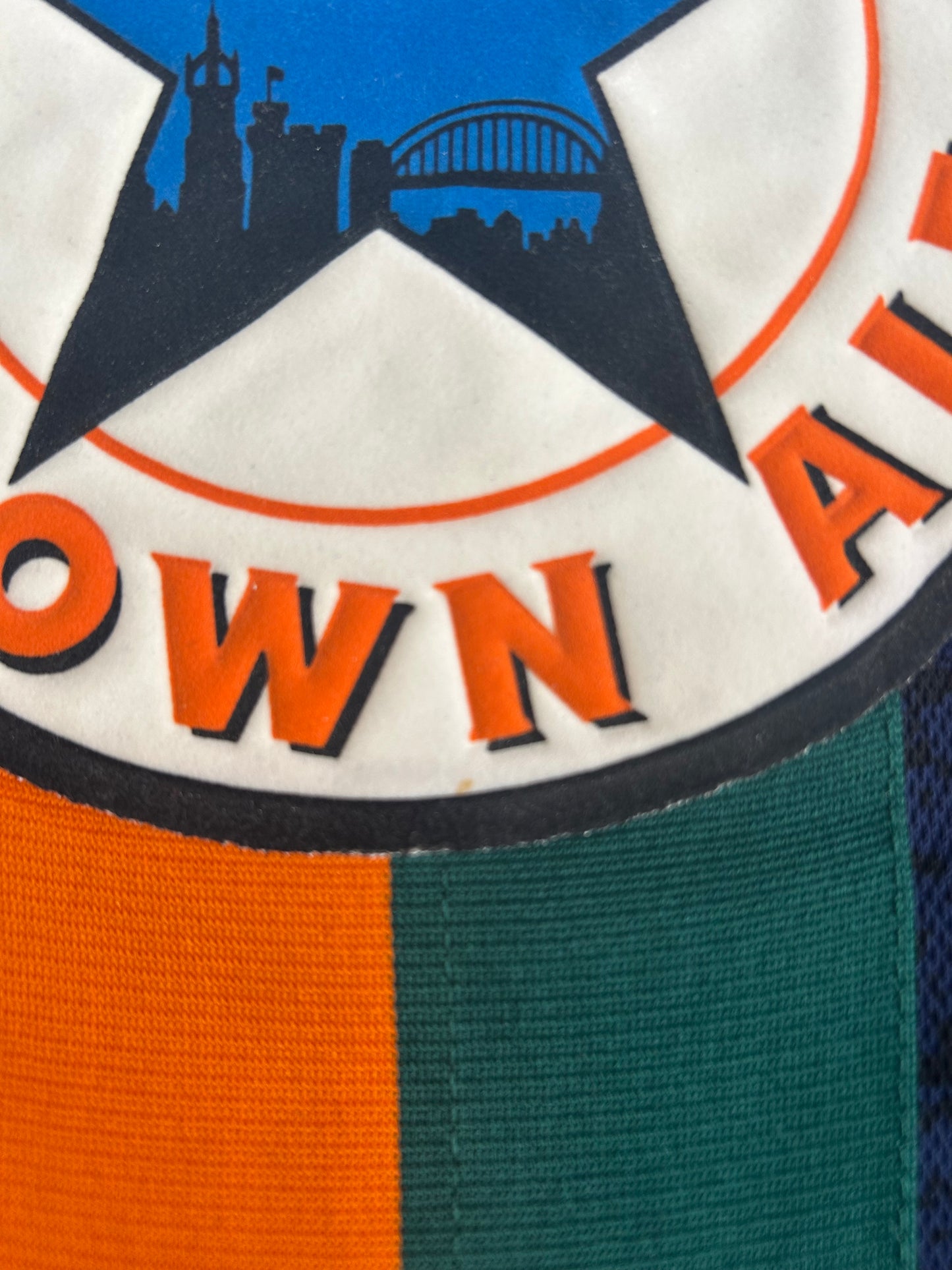 Newcastle 1997-98 Away (L)