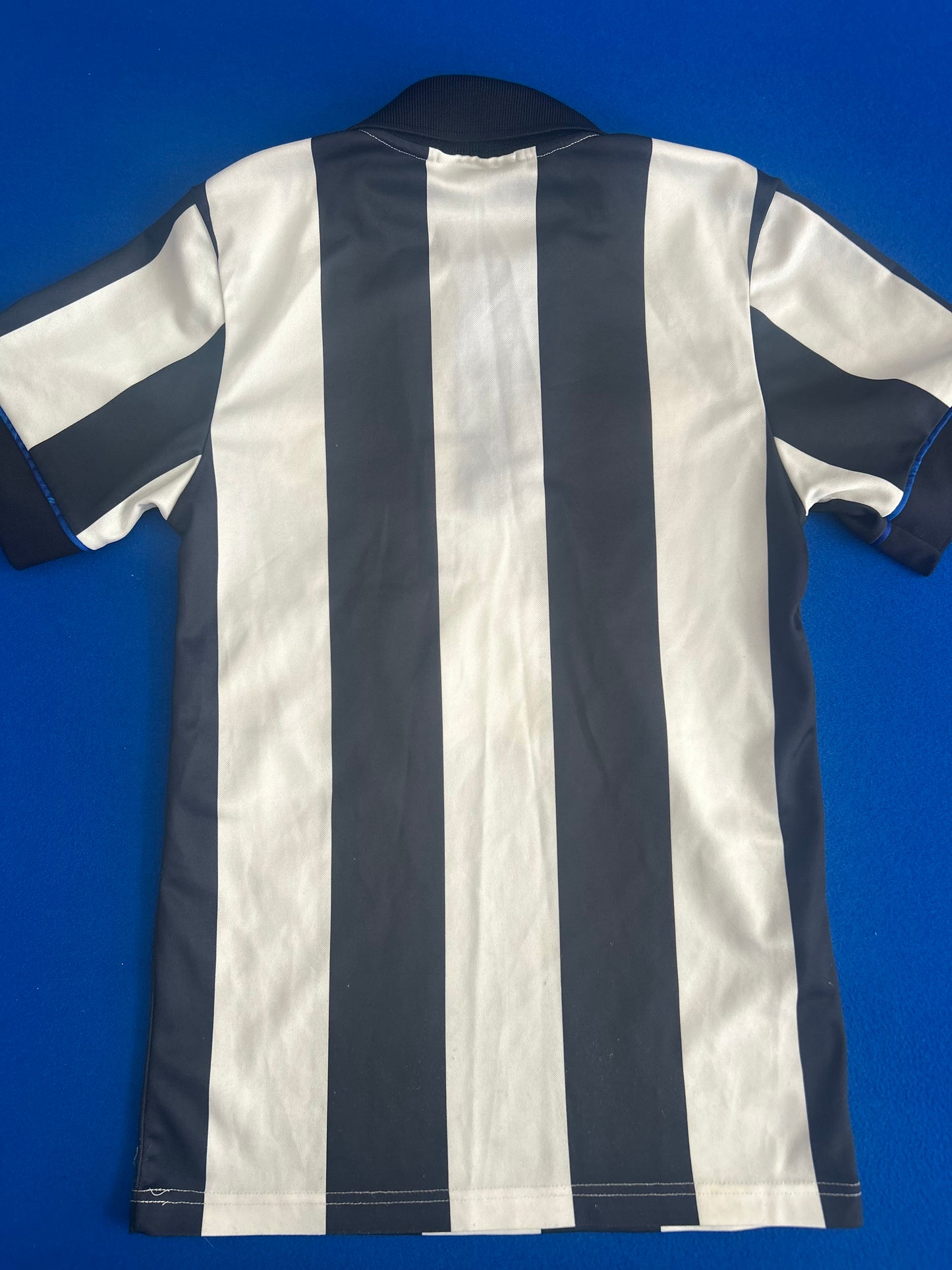 Newcastle United 1993-95 Home (M Boys)