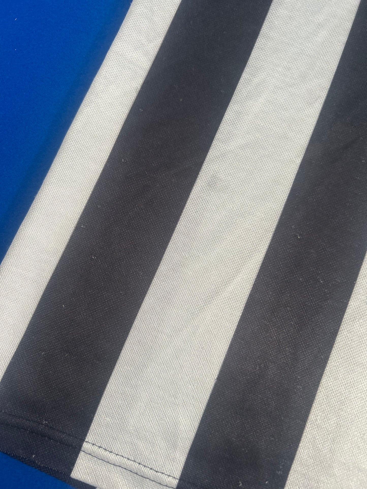 Newcastle 1983-87 Home (M)