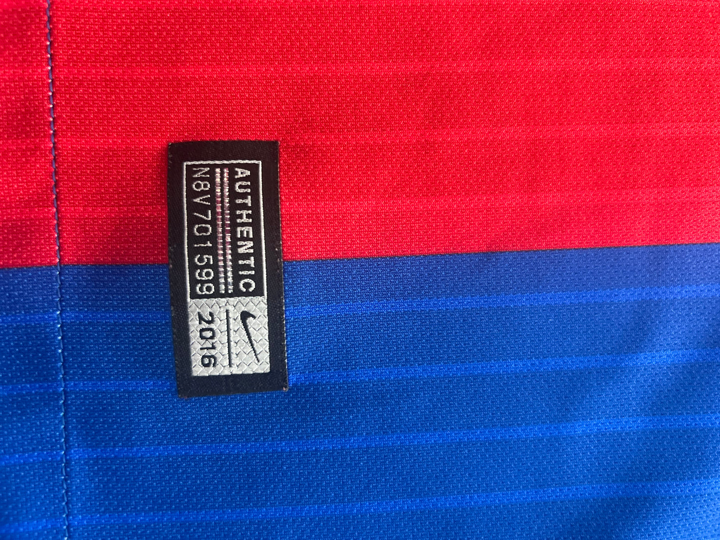 Barcelona 2016-17 Home (L)