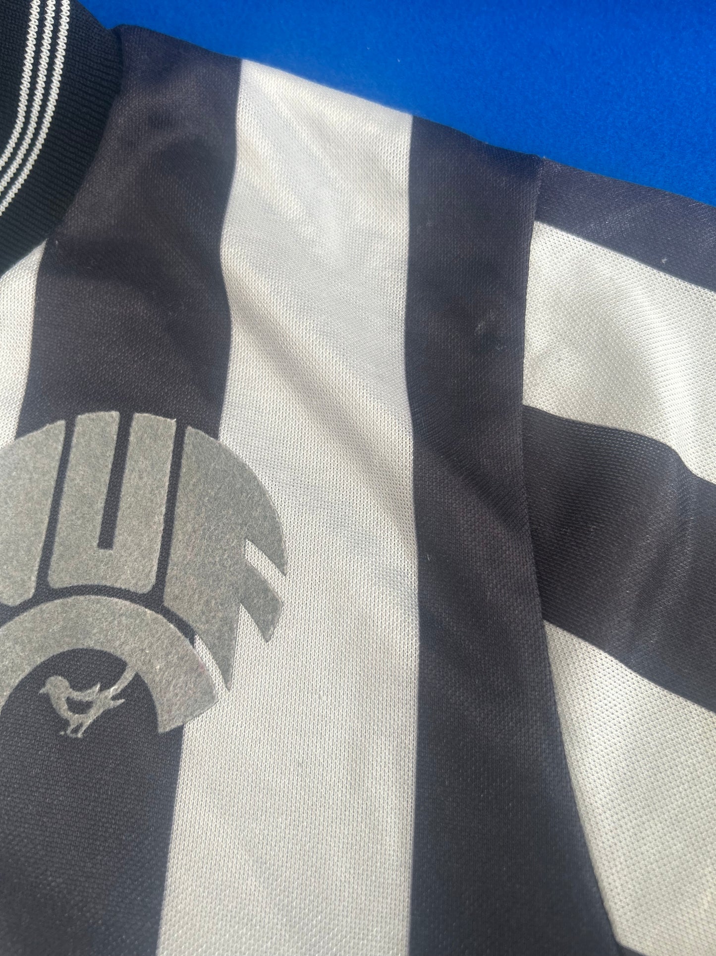Newcastle 1983-87 Home (M)