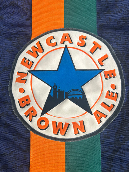 Newcastle 1997-98 Away (L)