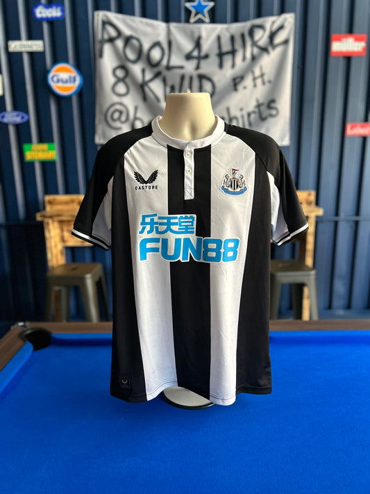 Newcastle United 2021-22 Home #28 Willock (XL)