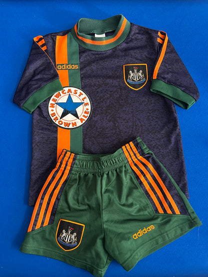 Newcastle United 1997-98 Away (Large Boys)