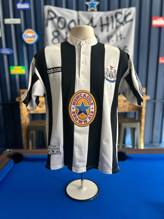 Newcastle United 1995-97 Home (M)
