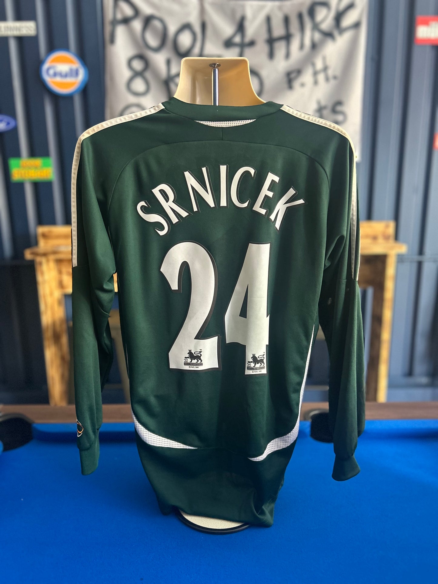 Newcastle United 2006-07 Goalkeeper #24 Srnicek (M)