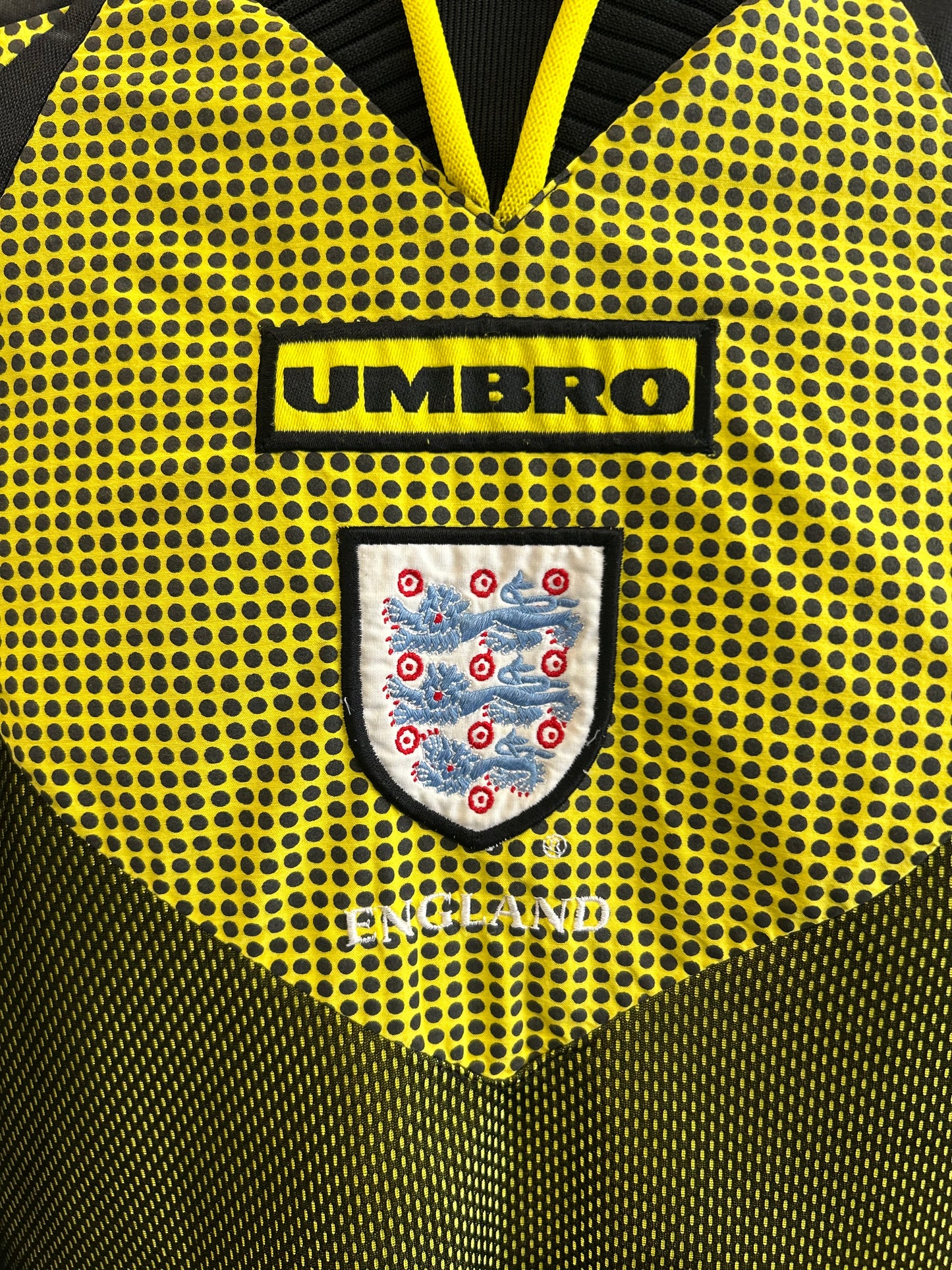 England GK Shirt & Shorts 1998-99 (L/XL Boys)
