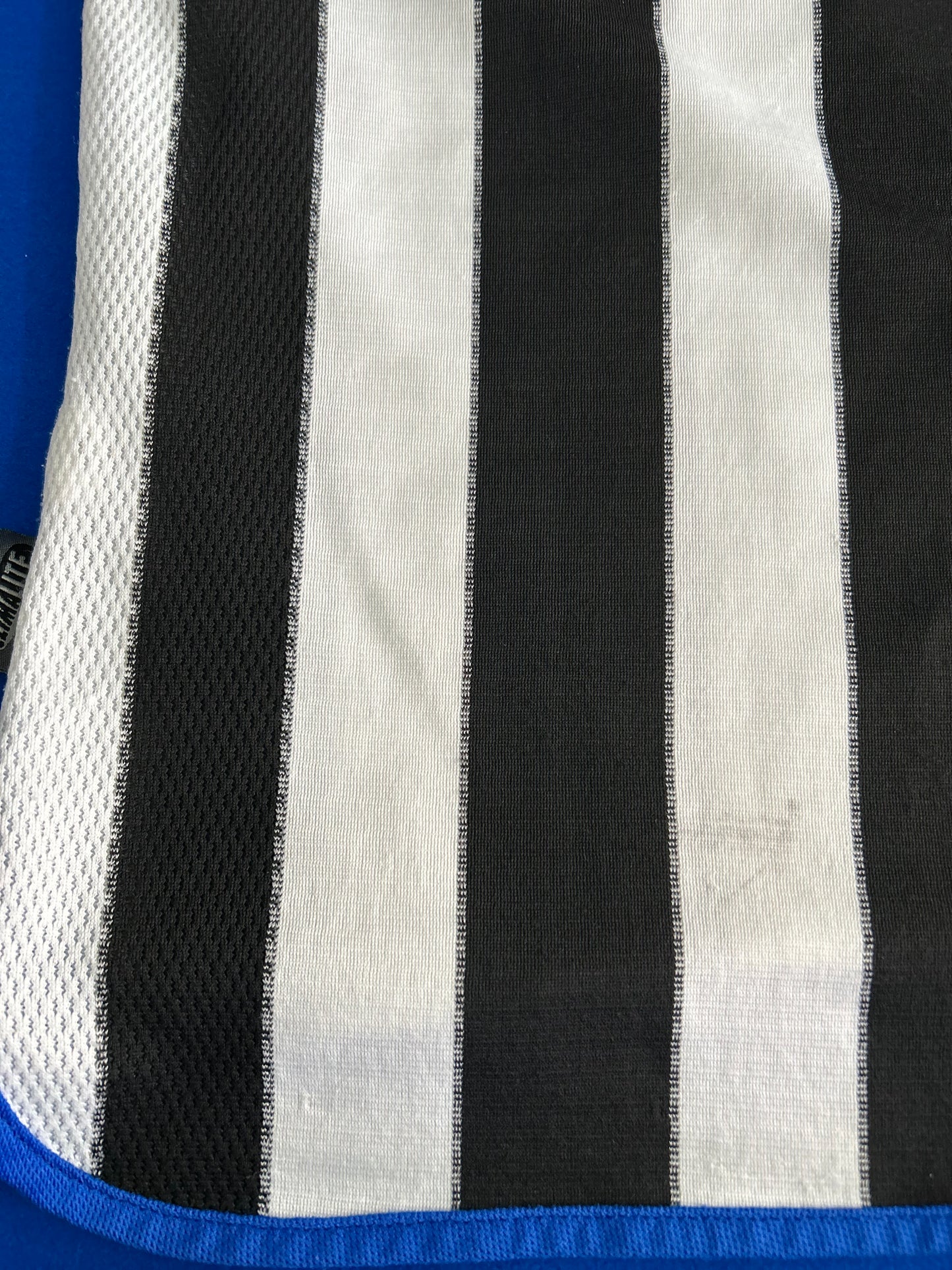 Newcastle United 2000-01 Home (Large Boys)