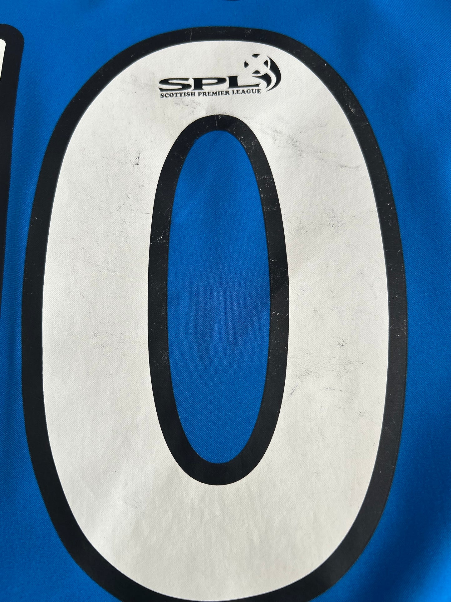 Rangers 2003-04 Home #10 Mols (M)
