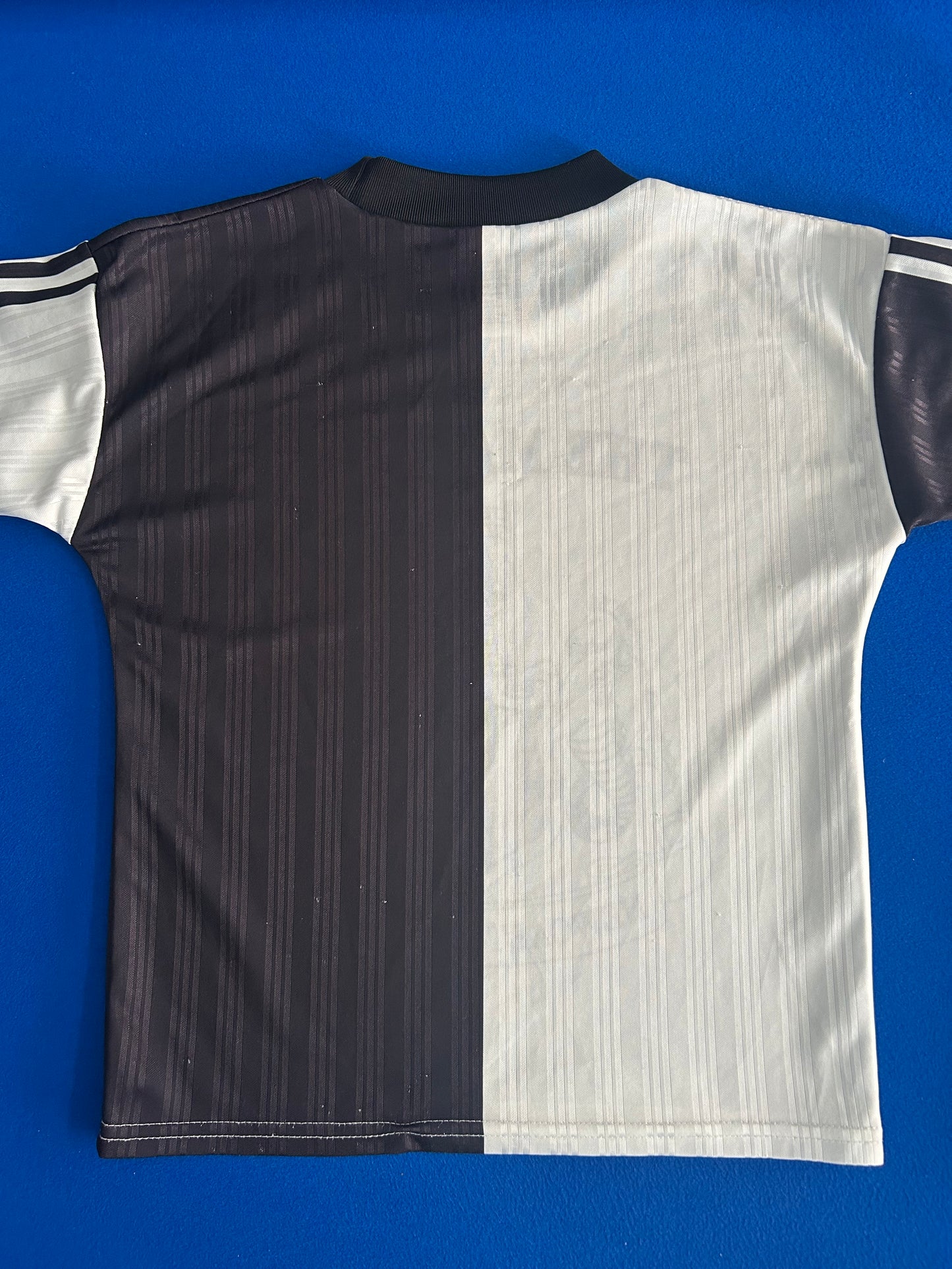 Newcastle United 1995-96 Leisure Shirt (M Boys)