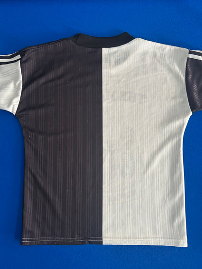 Newcastle United 1995-96 Leisure Shirt (M Boys)