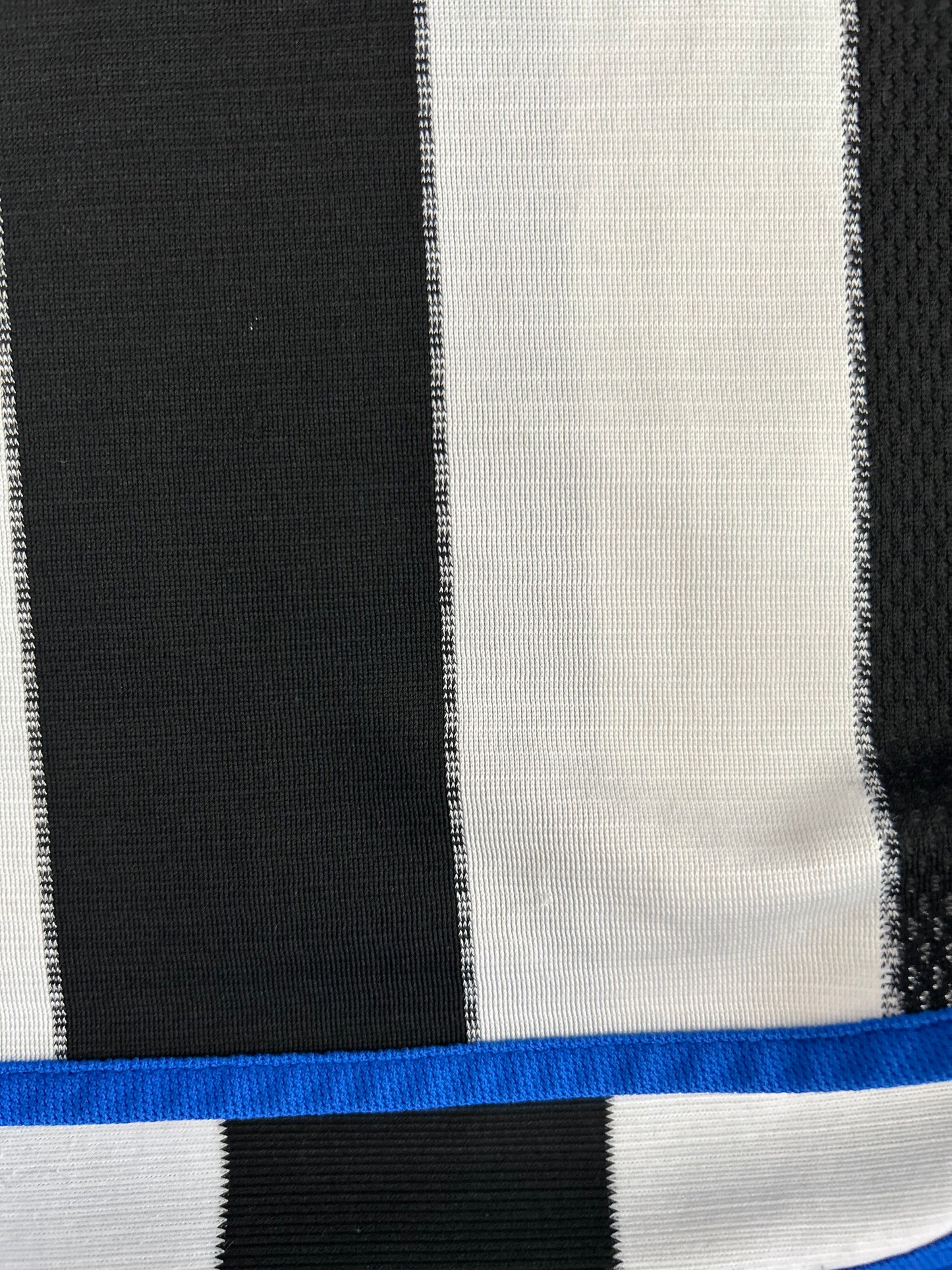Newcastle 2000-01 Home (M)