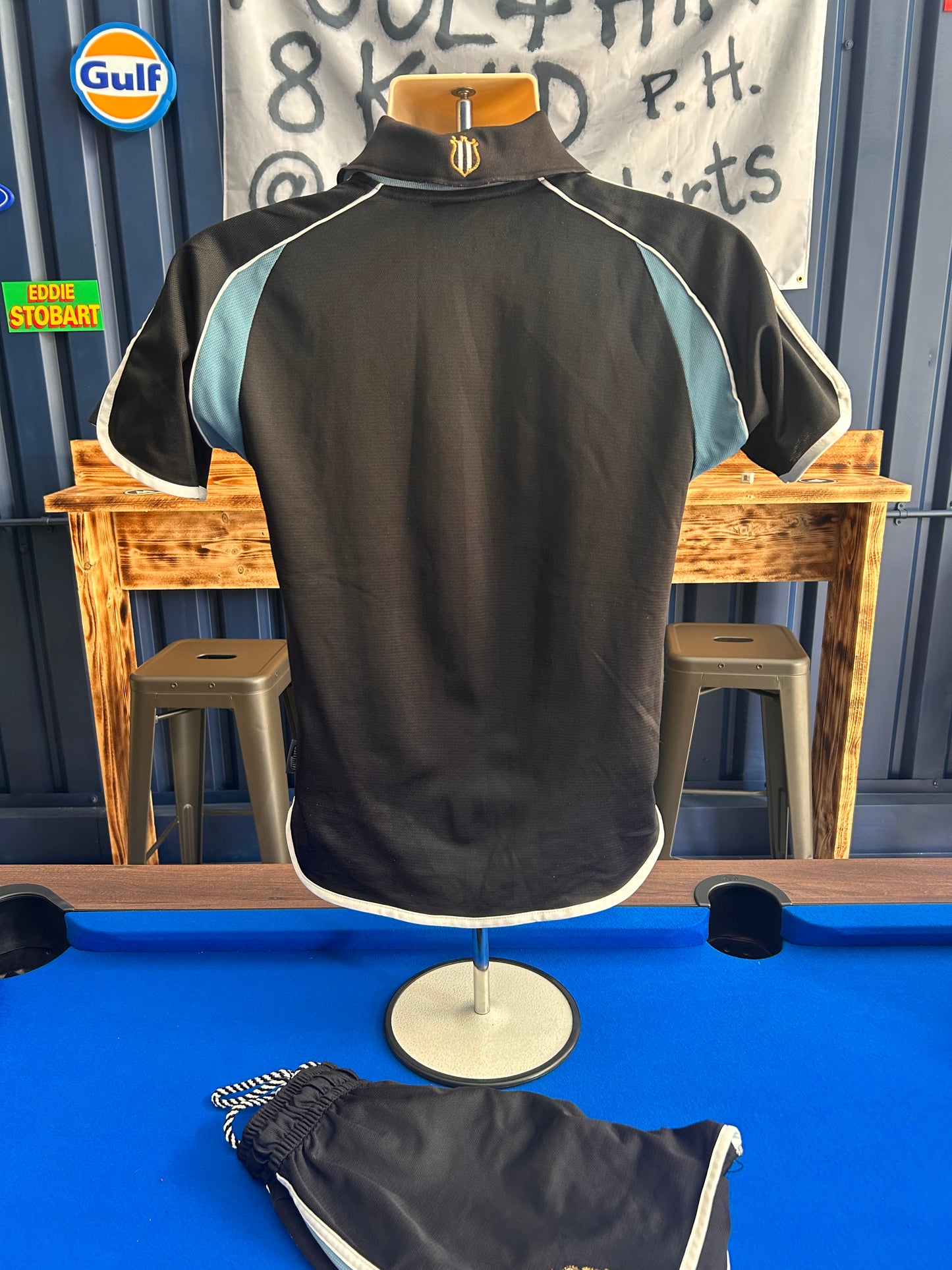 Newcastle United 2000-01 Away Shirt & Shorts (Youth/ XL Boys)