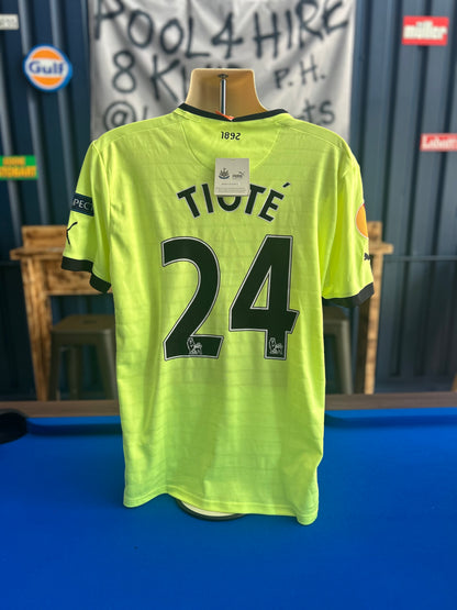 Newcastle United 2012-13 Third #24 Tiote BNWT (XL)