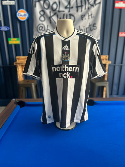 Newcastle United 2009-10 Home (M)