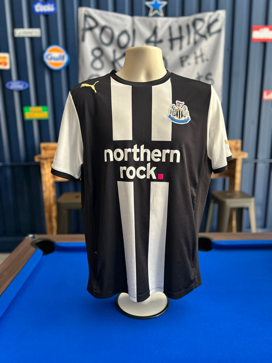 Newcastle United 2010-11 Home #27 Taylor (M)