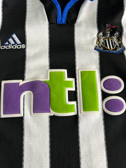 Newcastle United 2000-01 Home (Large Boys)