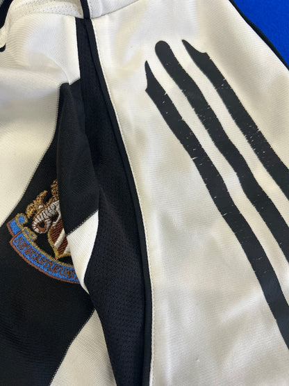 Newcastle United 2005-07 Home #17 Parker (S)