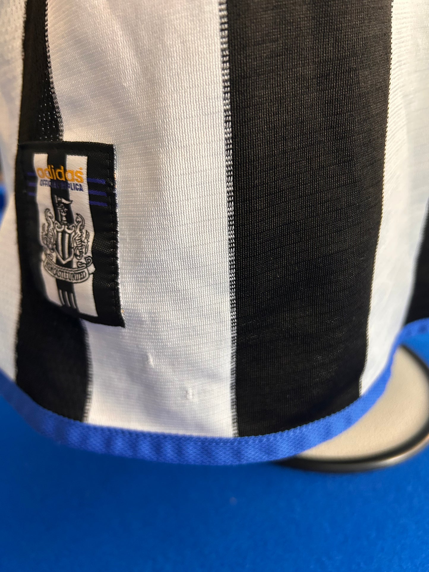 Newcastle United 2000-01 Home #9 Shearer (XL)