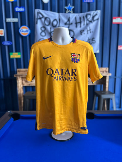 Barcelona 2015-16 Away (L)