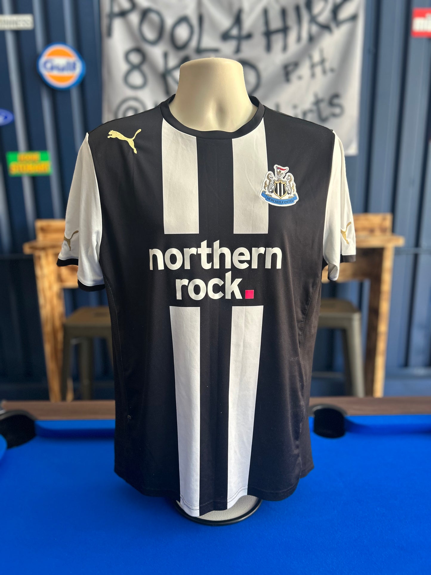 Newcastle United 2011-12 Home (M)