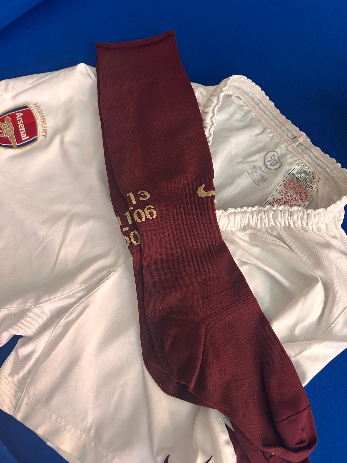 Arsenal 2005-06 Home Full Kit (S)