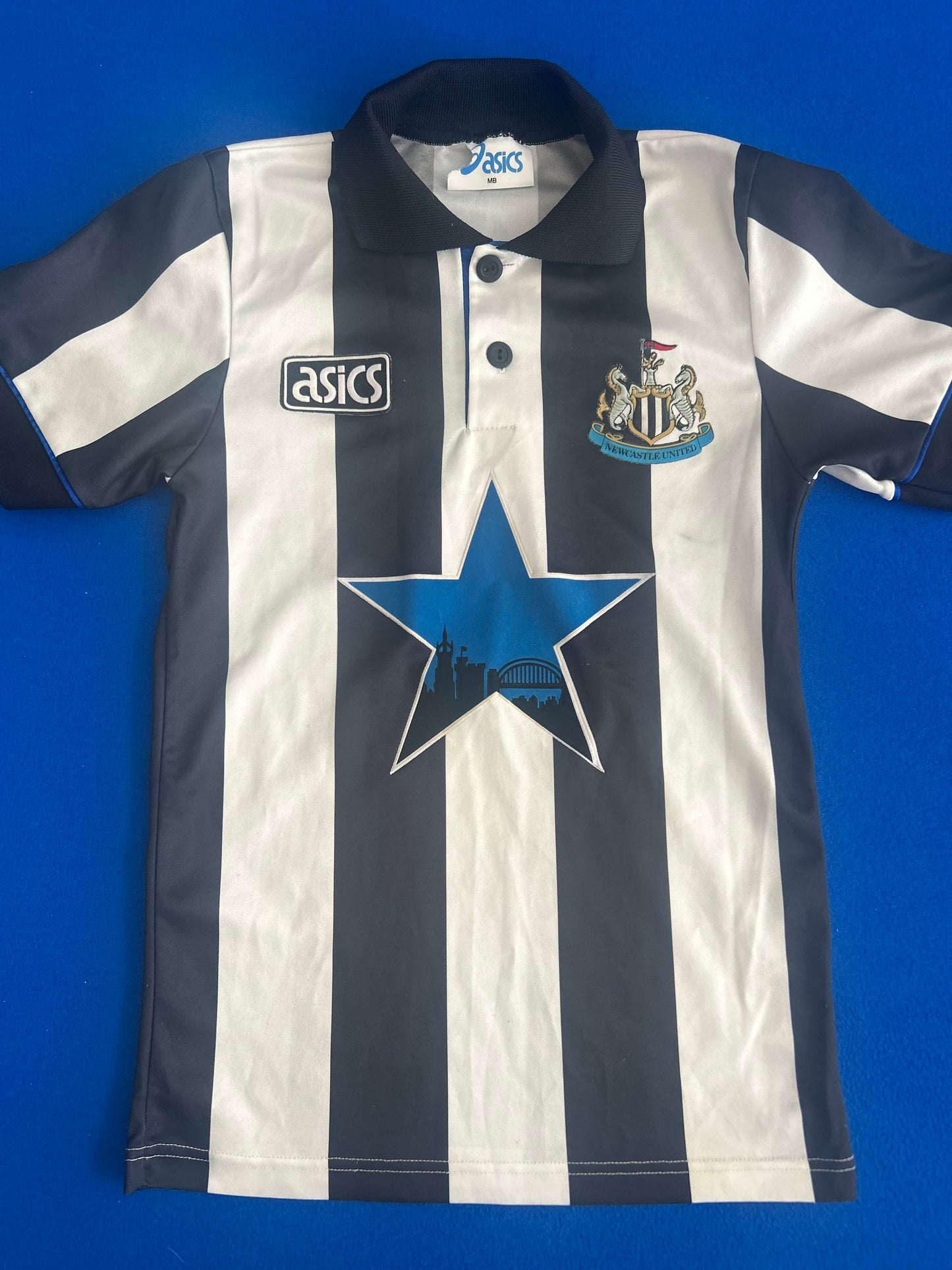 Newcastle United 1993-95 Home (M Boys)