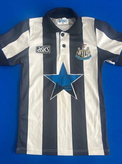 Newcastle United 1993-95 Home (M Boys)