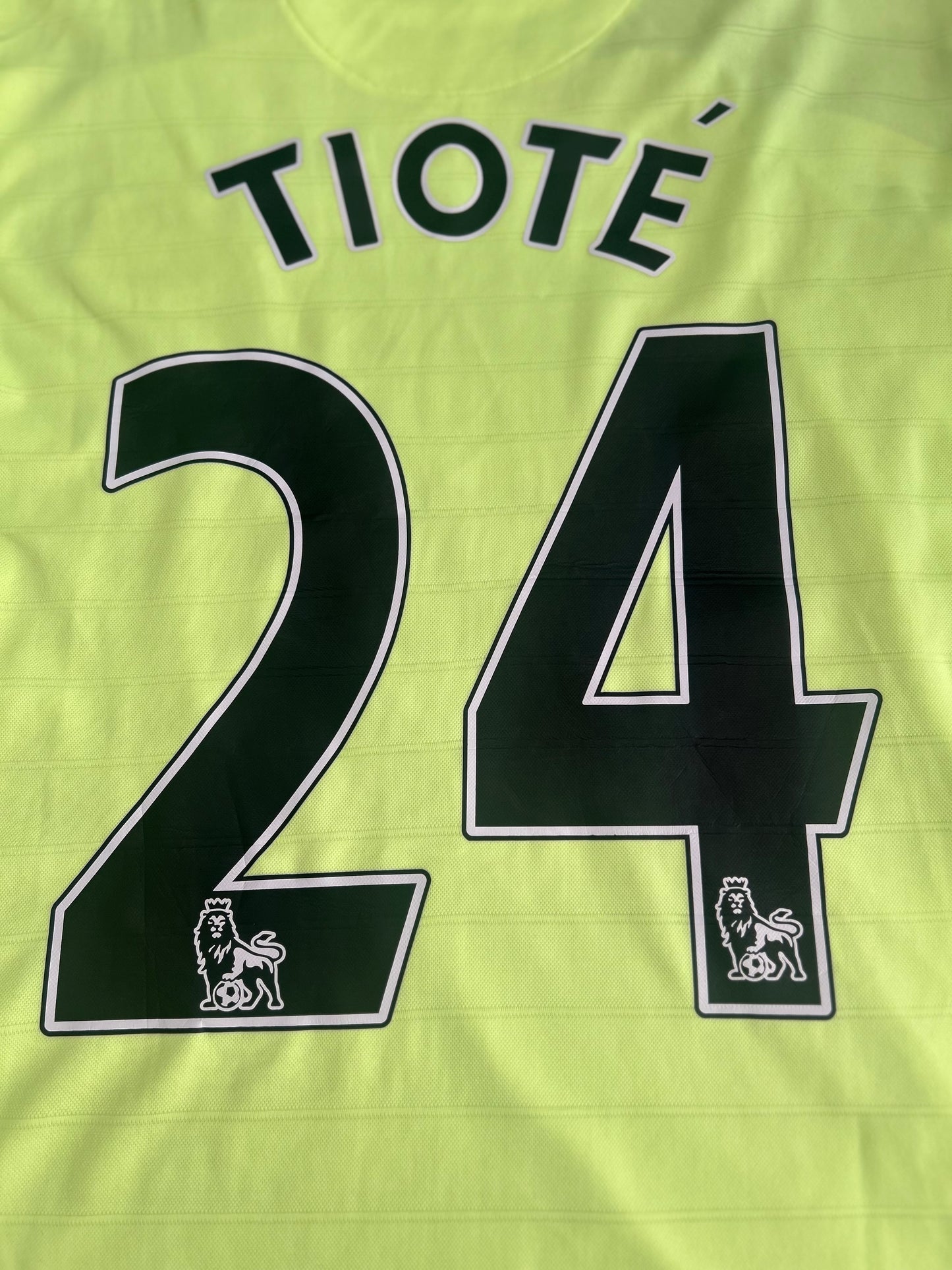 Newcastle United 2012-13 Third #24 Tiote BNWT (XL)
