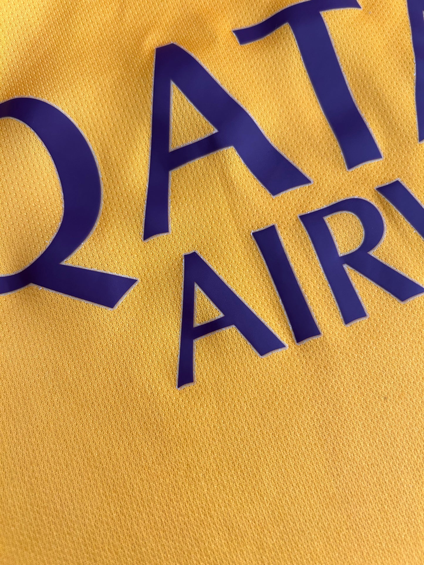 Barcelona 2015-16 Away (L)