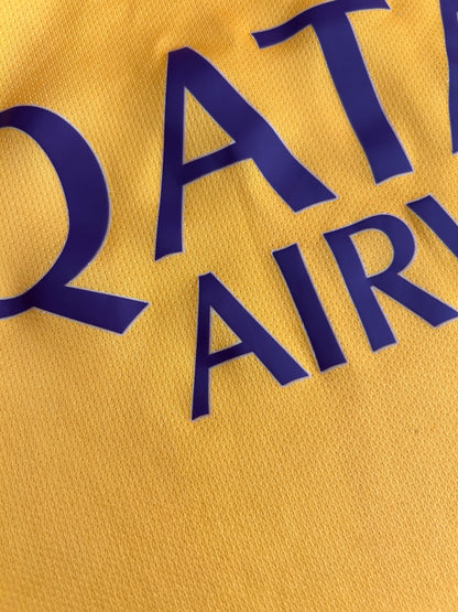 Barcelona 2015-16 Away (L)