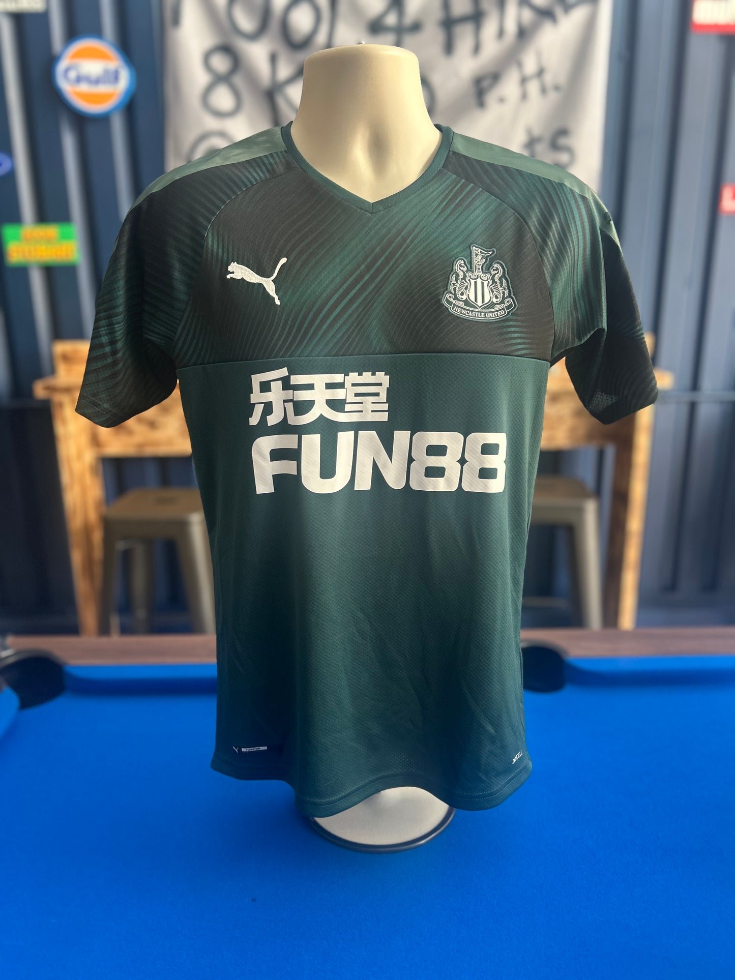 Newcastle United 2009-10 Away (S)