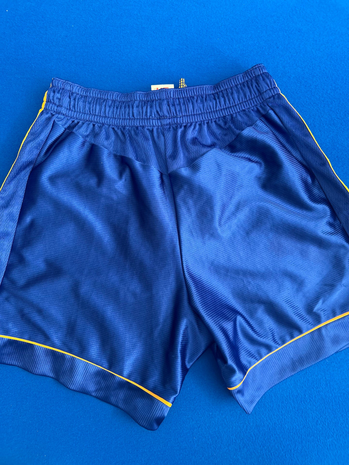 Newcastle United 1998-99 Away Shorts (30” waist)