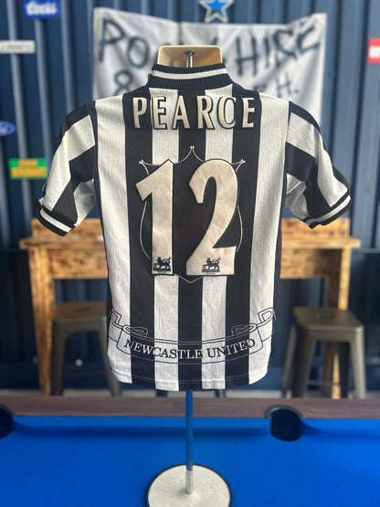 Newcastle 1997-99 Home #12 Pearce (L Boys)