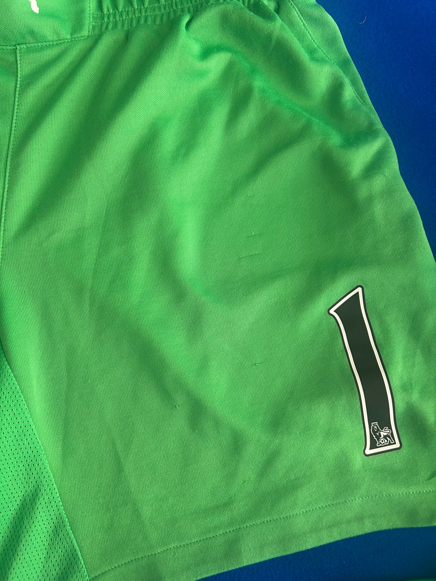 Newcastle 2010-11 Goalkeeper Kit #1 Harper (M/L)