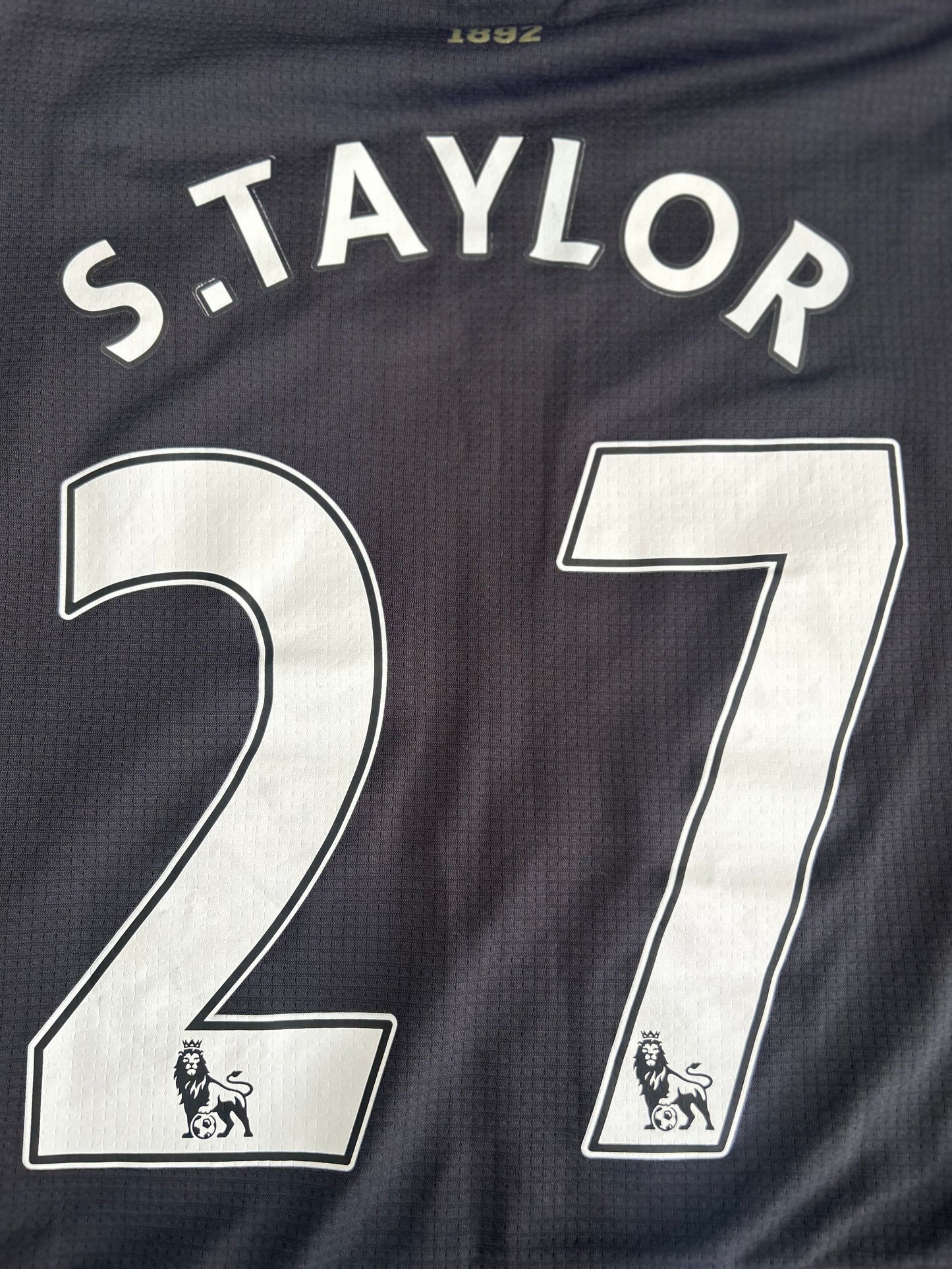 Newcastle United 2010-11 Home #27 Taylor (M)