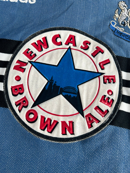 Newcastle United 1997-97 Away Kit (Small Boys)
