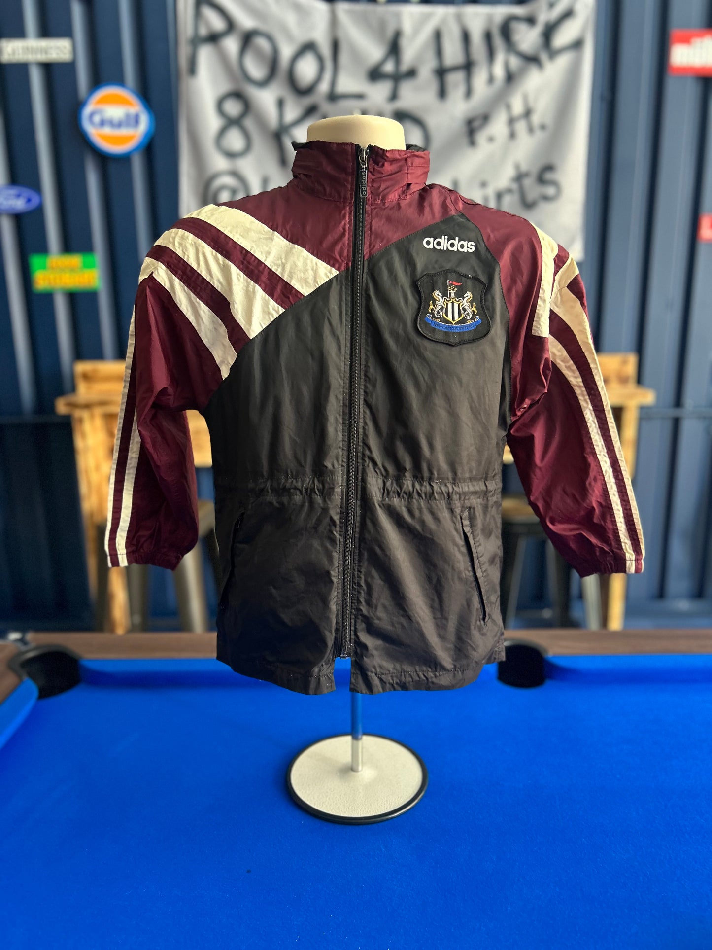 Newcastle United 1995-96 Rain Jacket (Large Boys)