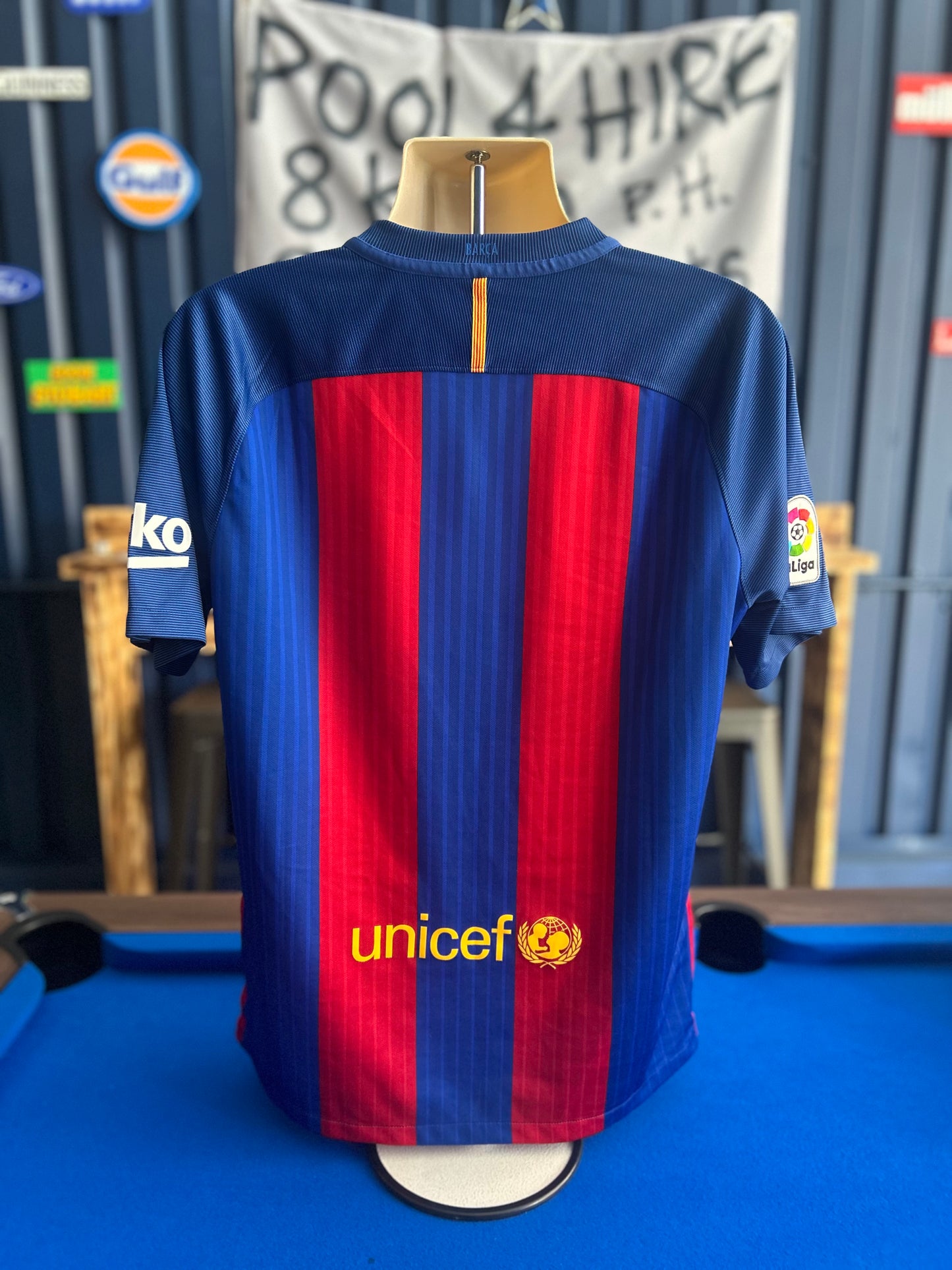 Barcelona 2016-17 Home (L)