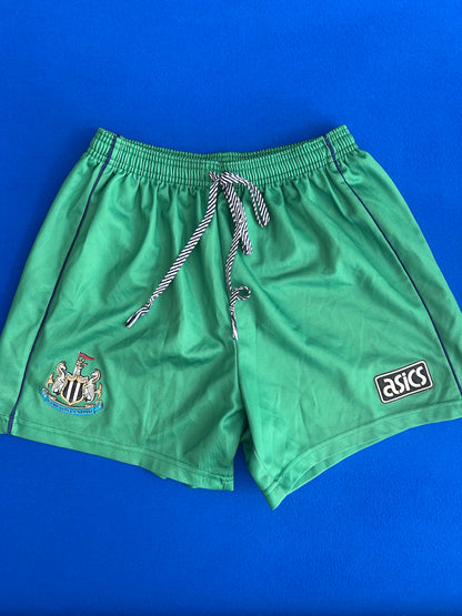 Newcastle United 1993-94 Third Shorts (32” waist)
