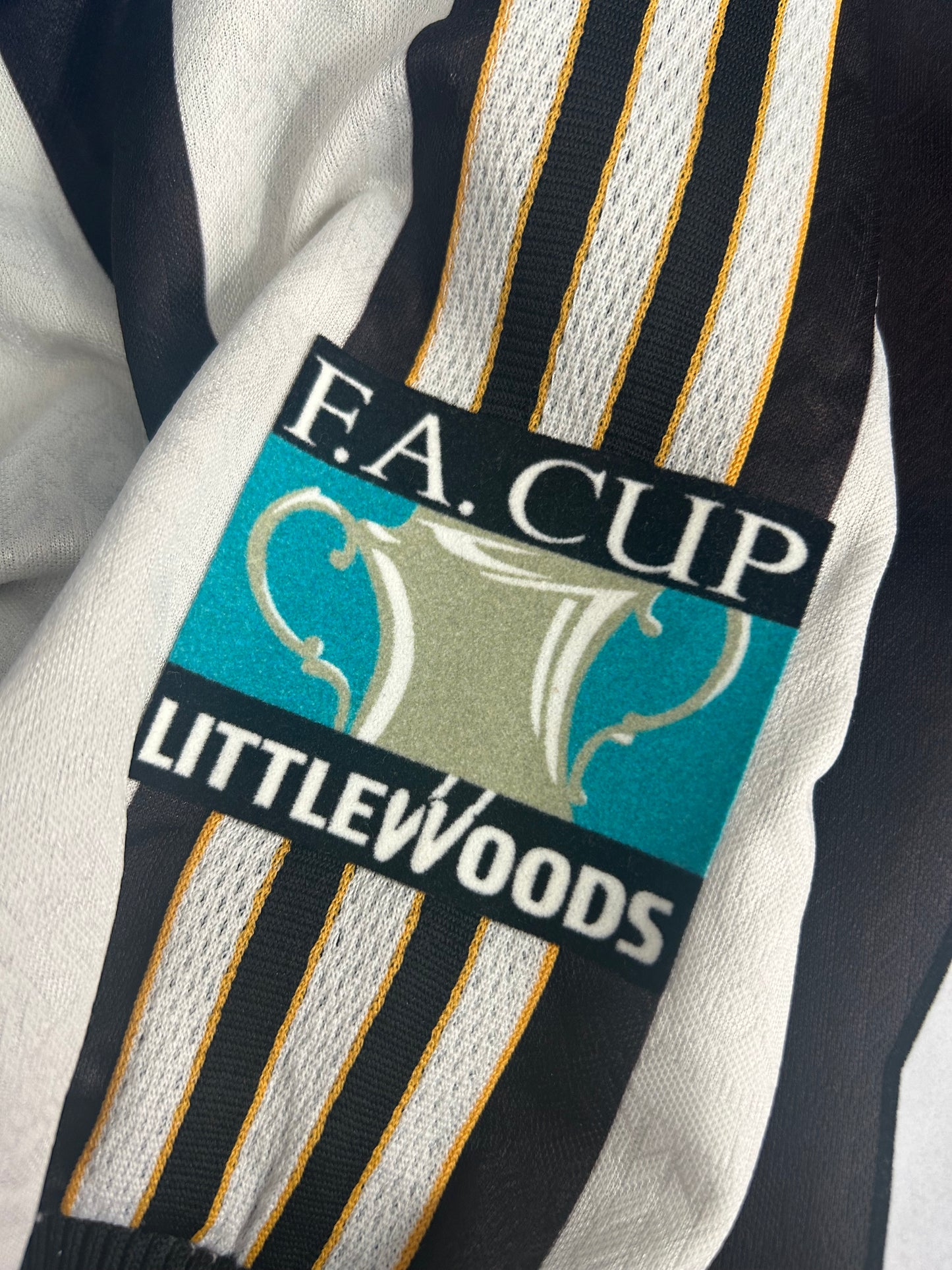 Newcastle 1997-99 Home #4 Batty (XXL)