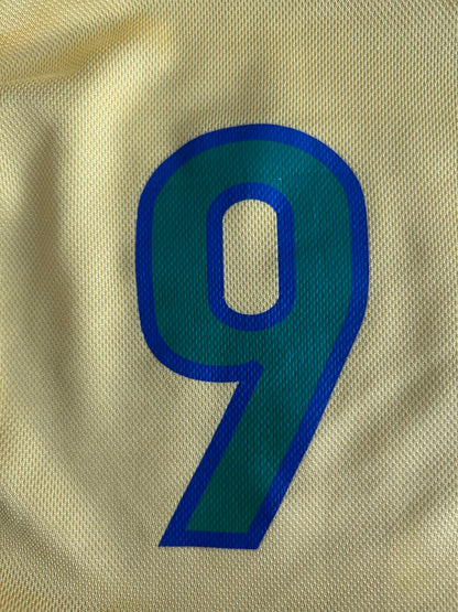 Brazil 1998-00 Home #Ronaldo (L)