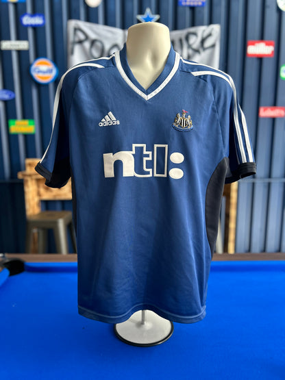 Newcastle United 2001-02 Away (L)