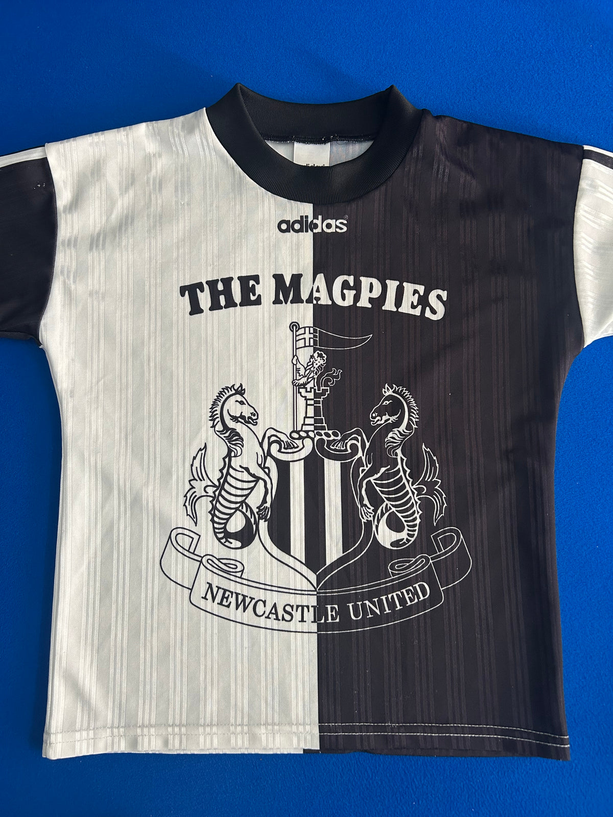 Newcastle United 1995-96 Leisure Shirt (M Boys)
