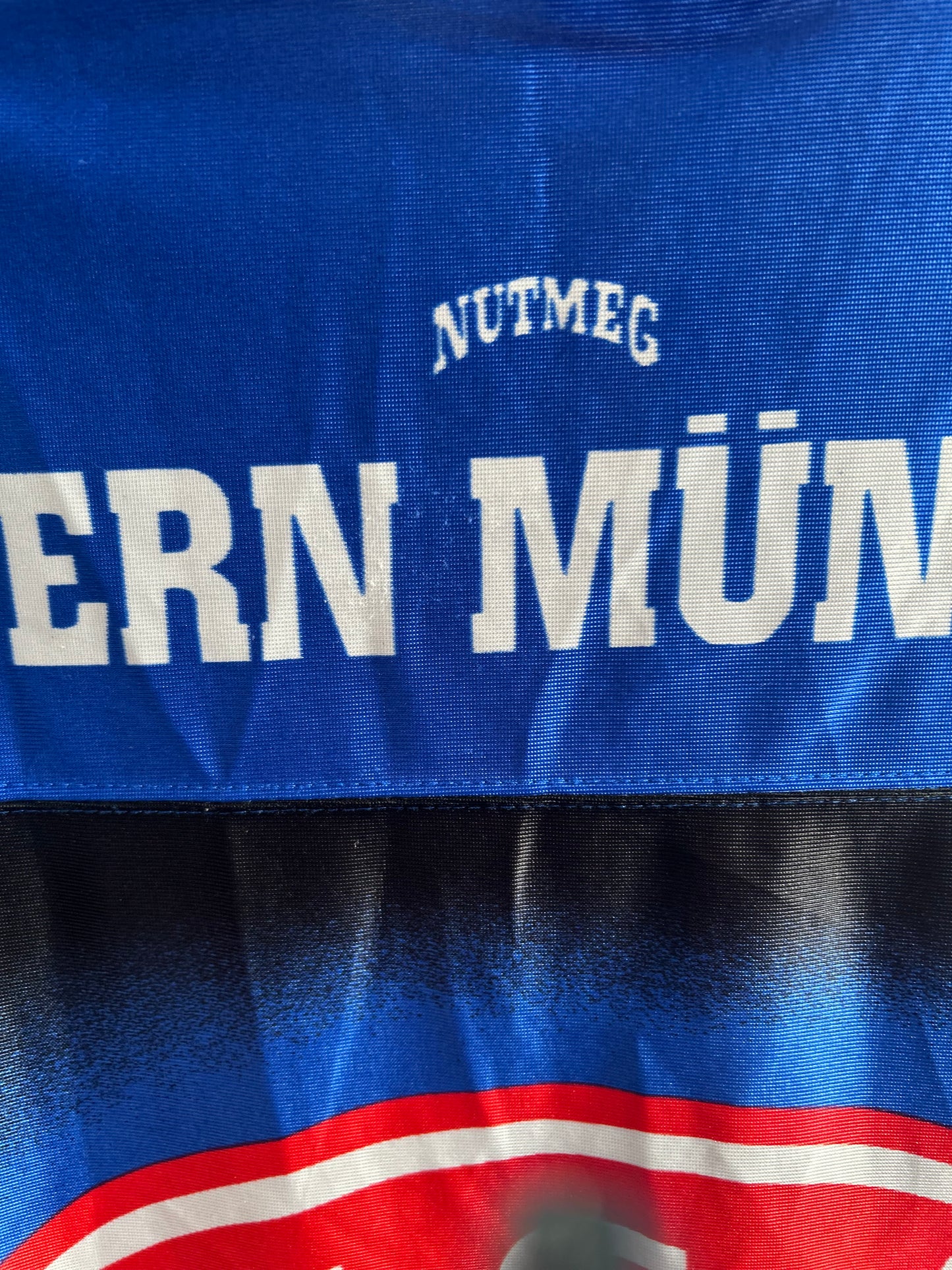 Bayern Munich 90’s Graphic Tee (M)